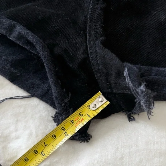 Reformation Dixie High Rise Jean Short in Black - Picture 10 of 11